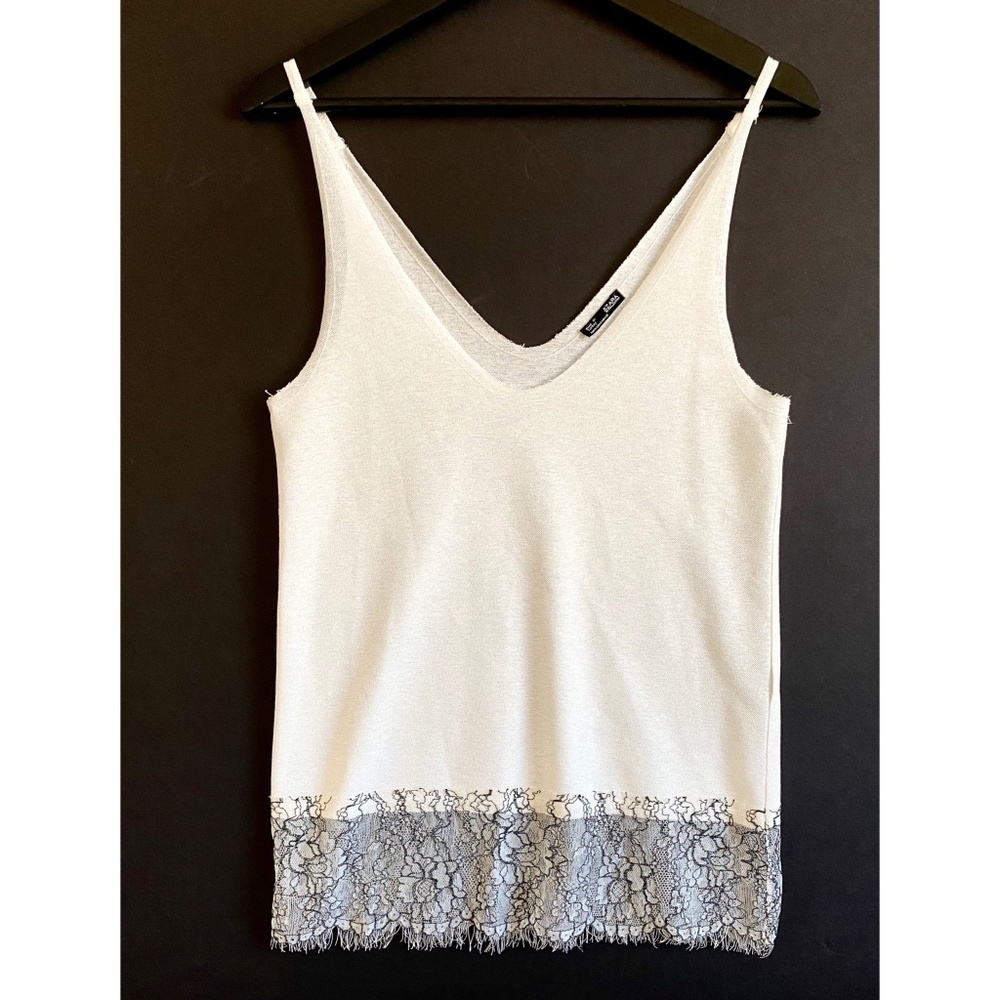 Zara white top w/ black lace hem detail size S